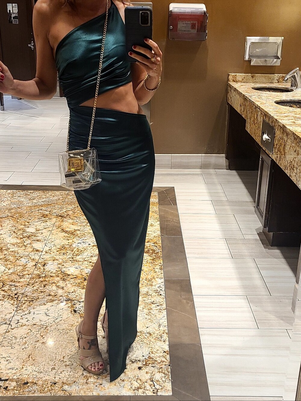 Women’s Emerald Green Satin One-Shoulder Cutout Maxi Skirt